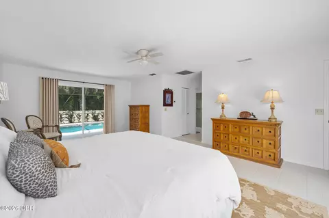Bedroom - 28 Treetop Cir, Ormond Beach, FL 32174 photo 8 of 8