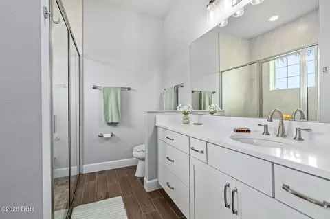 Bath - 17 Regency Rd, Ormond Beach, FL 32174 photo 1 of 4