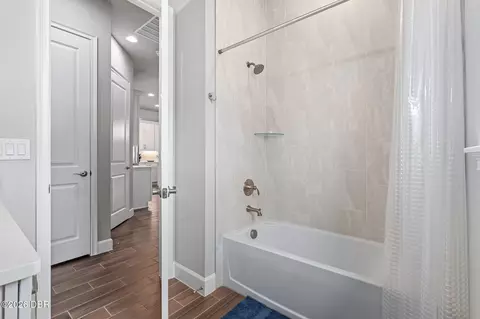 Bath - 17 Regency Rd, Ormond Beach, FL 32174 photo 4 of 4