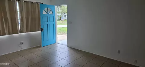 Living - 58 Tropical Dr, Ormond Beach, FL 32176 photo 1 of 2