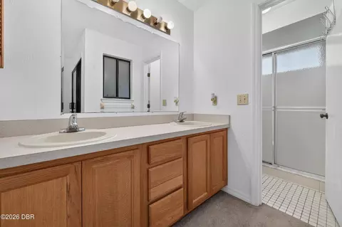 Bath - 12 Park Ter, Ormond Beach, FL 32174 photo 1 of 2