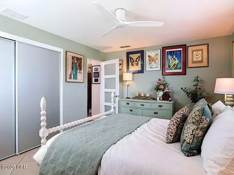 Bedroom - 29 Ocean Shore Dr, Ormond Beach, FL 32176 photo 3 of 7