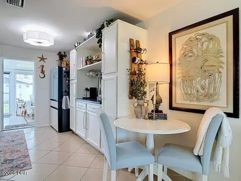 Kitchen - 29 Ocean Shore Dr, Ormond Beach, FL 32176 photo 1 of 4