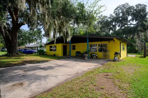 1033 Cherokee Ranch Rd, Holly Hill, FL 32117