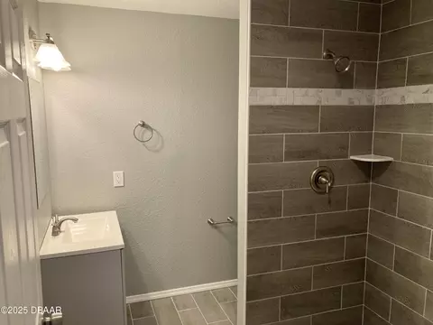 Bath - 2129 Lime Tree Dr, Edgewater, FL 32141 photo 1 of 17