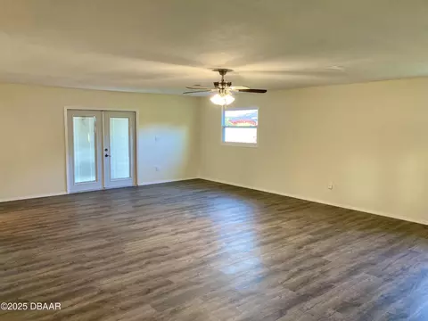 Living - 2129 Lime Tree Dr, Edgewater, FL 32141 photo 7 of 10