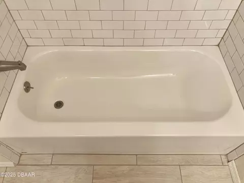 Bath - 2129 Lime Tree Dr, Edgewater, FL 32141 photo 15 of 17