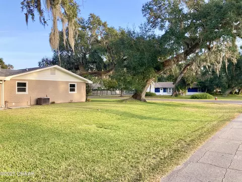 Exterior - 2129 Lime Tree Dr, Edgewater, FL 32141 photo 5 of 9