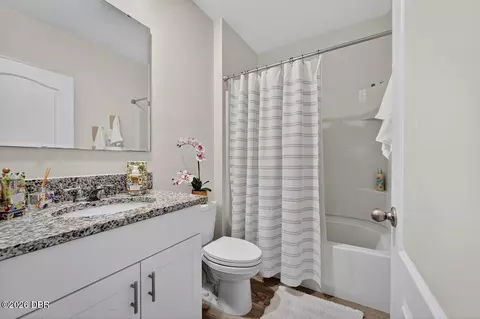 Bath - 1346 Middle Lake Dr, Ormond Beach, FL 32174 photo 3 of 3