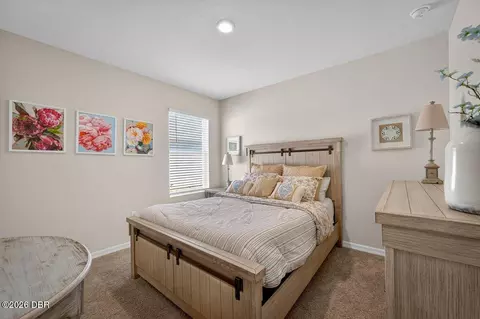 Bedroom - 1346 Middle Lake Dr, Ormond Beach, FL 32174 photo 5 of 6