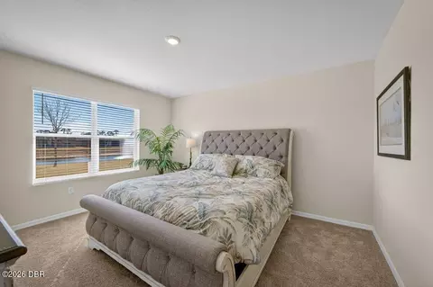 Bedroom - 1346 Middle Lake Dr, Ormond Beach, FL 32174 photo 1 of 6