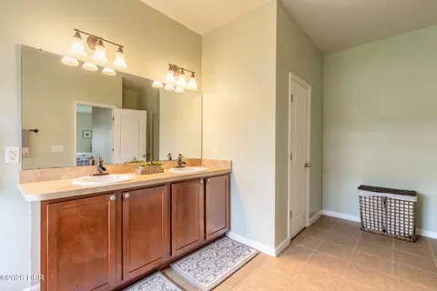 Bath - 50 Herringbone Way, Ormond Beach, FL 32174 photo 3 of 5