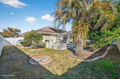 Exterior - 32 Peruvian Ln, Ormond Beach, FL 32174 photo 10 of 12