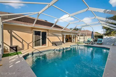 Exterior - 32 Peruvian Ln, Ormond Beach, FL 32174 photo 6 of 12