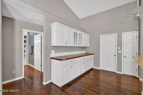 Entry Way - 32 Peruvian Ln, Ormond Beach, FL 32174 photo 2 of 2