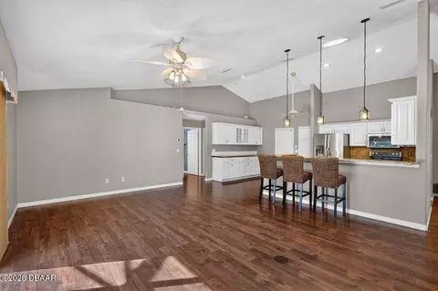 Living - 32 Peruvian Ln, Ormond Beach, FL 32174 photo 1 of 2