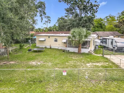 529 Bryant St, Ormond Beach, FL 32174 photo 2