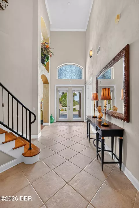 Entry Way - 621 Riverview Rd, Flagler Beach, FL 32136 photo 4 of 8