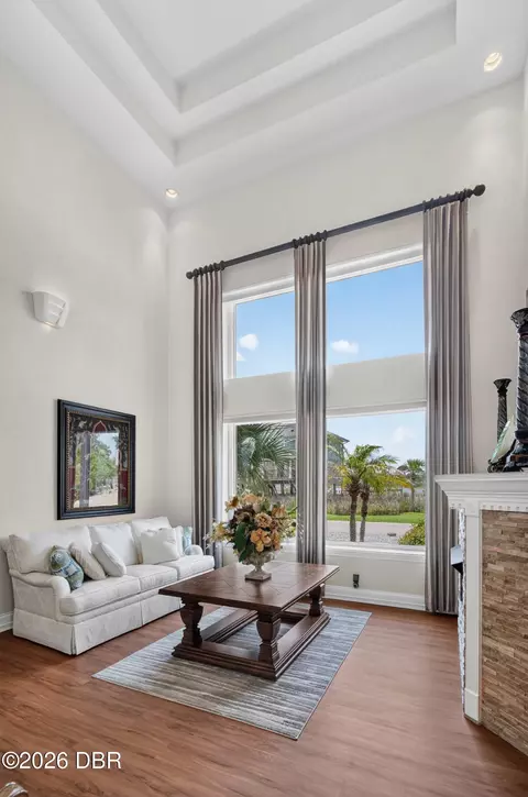 Living - 621 Riverview Rd, Flagler Beach, FL 32136 photo 5 of 7