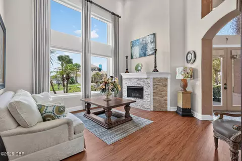 Living - 621 Riverview Rd, Flagler Beach, FL 32136 photo 1 of 7