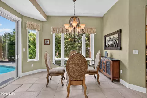 Dining - 621 Riverview Rd, Flagler Beach, FL 32136 photo 4 of 5