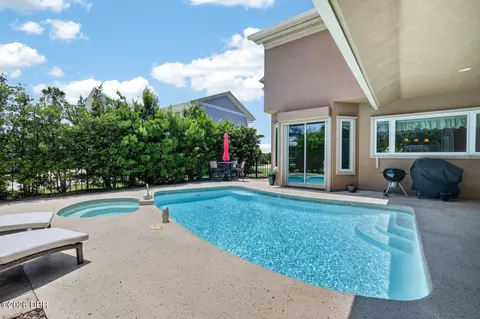 Exterior - 621 Riverview Rd, Flagler Beach, FL 32136 photo 13 of 16