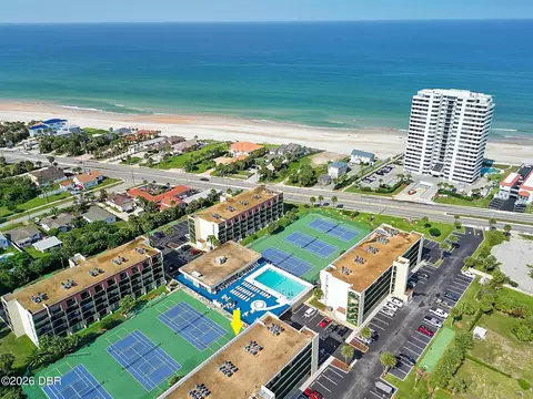 1433 N Atlantic Ave, Daytona Beach, FL 32118