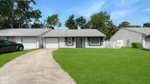 3744 Gatewood Dr, Port Orange, FL 32129