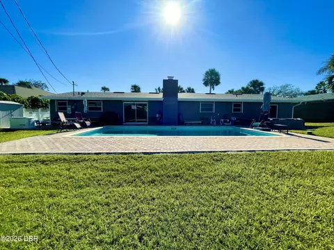 Exterior - 153 University Cir, Ormond Beach, FL 32176 photo 1 of 10