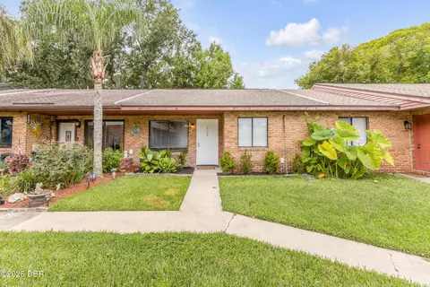 1524 Franklin Cir, Holly Hill, FL 32117