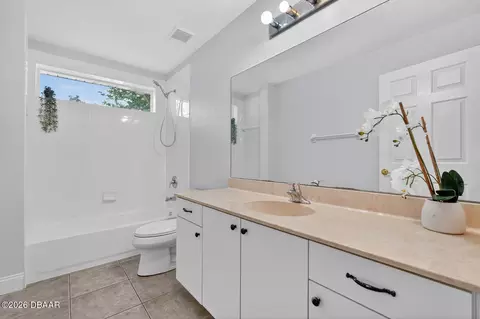 Bath - 129 Grey Dapple Way, Ormond Beach, FL 32174 photo 3 of 3