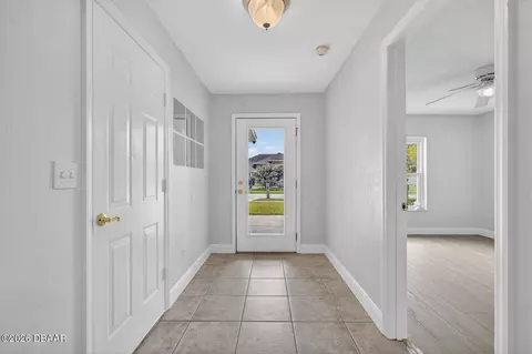 Entry Way - 129 Grey Dapple Way, Ormond Beach, FL 32174 photo 2 of 4