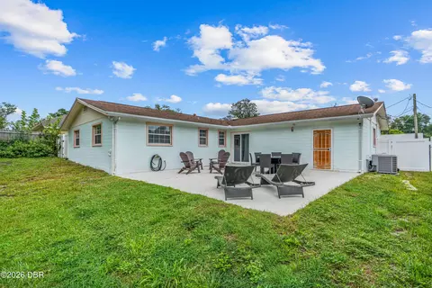 Exterior - 145 Hernandez Ave, Ormond Beach, FL 32174 photo 2 of 5