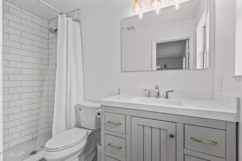 Bath - 145 Hernandez Ave, Ormond Beach, FL 32174 photo 1 of 3