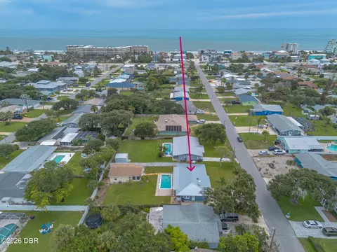808 E 16th Ave, New Smyrna Beach, FL 32169