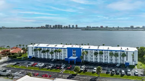 3131 S Ridgewood Ave, South Daytona, FL 32119