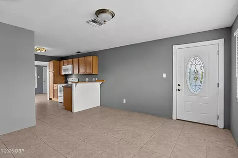 Entry Way - 22 Beechwood Dr, Ormond Beach, FL 32176 photo 1 of 3