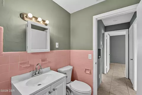Bath - 22 Beechwood Dr, Ormond Beach, FL 32176 photo 2 of 2