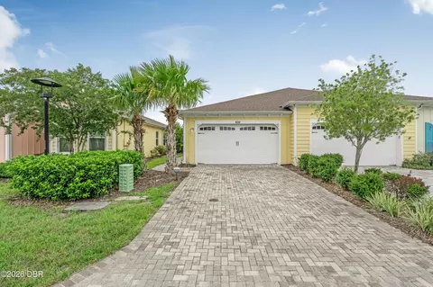 632 Landshark Blvd, Daytona Beach, FL 32124