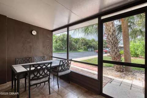 Exterior - 5500 Ocean Shore Blvd, Ormond Beach, FL 32176 photo 2 of 5