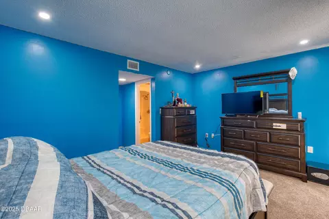Bedroom - 5500 Ocean Shore Blvd, Ormond Beach, FL 32176 photo 4 of 6
