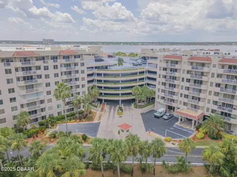3 Oceans West Blvd, Daytona Beach Shores, FL 32118