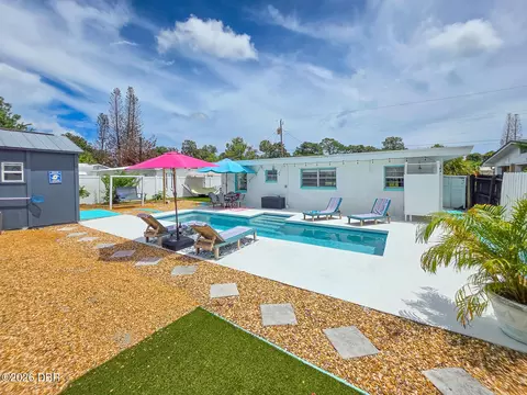Exterior - 926 Fernald St, Edgewater, FL 32132 photo 12 of 14
