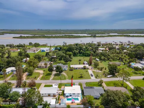 View/Area - 926 Fernald St, Edgewater, FL 32132 photo 5 of 13