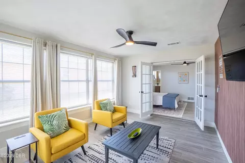 Living - 27 Valhalla Ave, Ormond Beach, FL 32176 photo 2 of 3