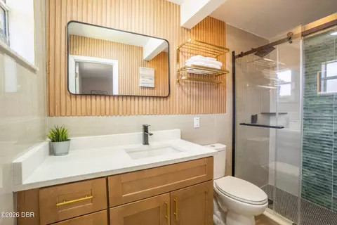 Bath - 27 Valhalla Ave, Ormond Beach, FL 32176 photo 1 of 5