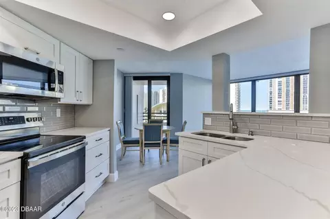 1 Oceans West Blvd, Daytona Beach Shores, FL 32118