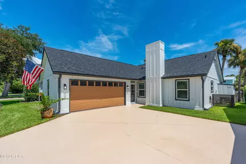 762 Pine Shores Cir, New Smyrna Beach, FL 32168