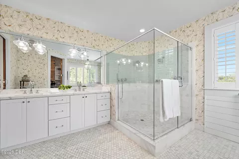 Bath - 94 N Beach St, Ormond Beach, FL 32174 photo 3 of 9