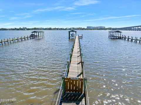 View/Area - 94 N Beach St, Ormond Beach, FL 32174 photo 5 of 9